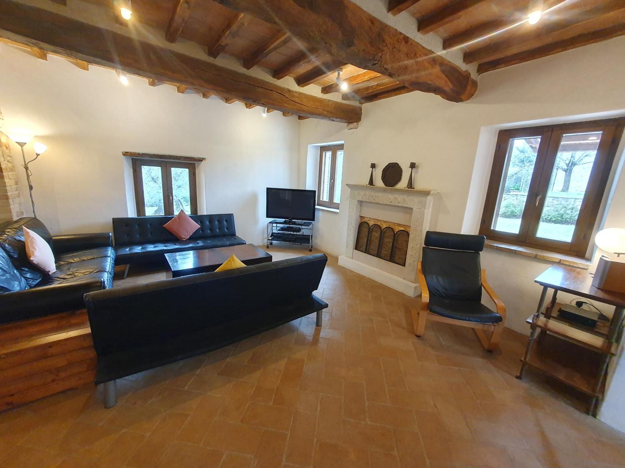 Lisabetta Villa *